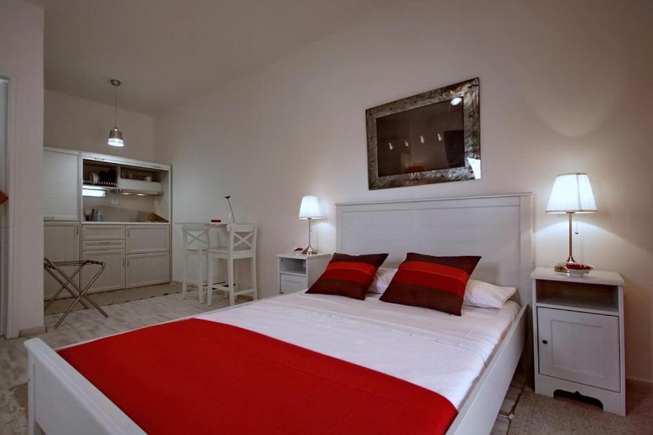 Aloe Luxury Apartments Порто Хели Экстерьер фото